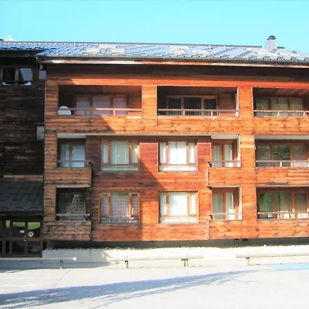 شقة Chaleureux Proche Des Pistes Avec Piscine Et Parking - Fr-1-573-89 *