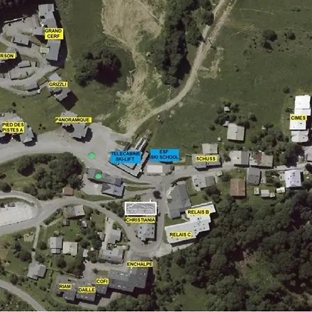 A Avec Piscine Privative Apartamento Saint-Jean-dʼAulps